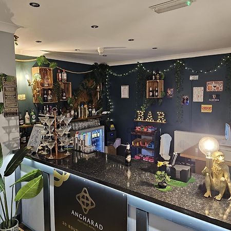 Angharad Bed And Breakfast 래넬리 외부 사진