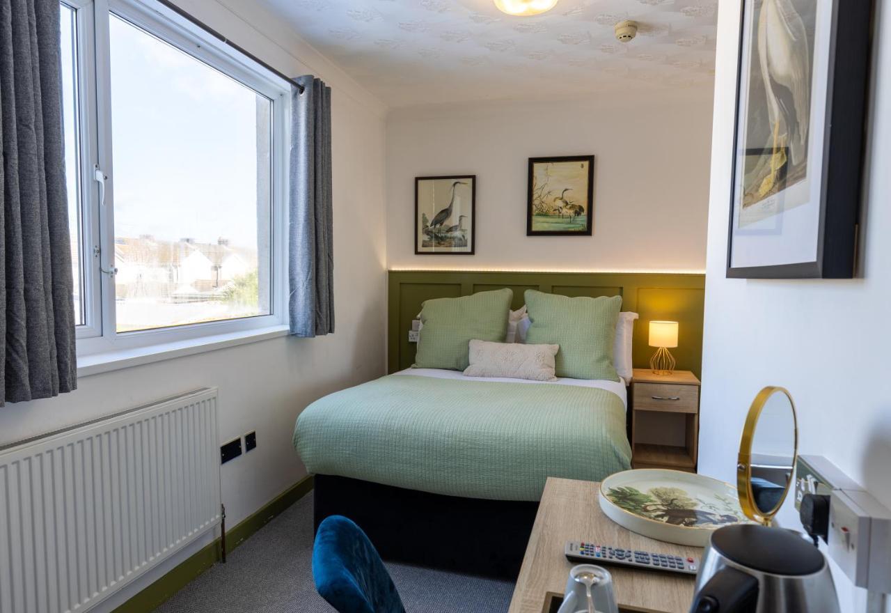 Angharad Bed And Breakfast 래넬리 외부 사진