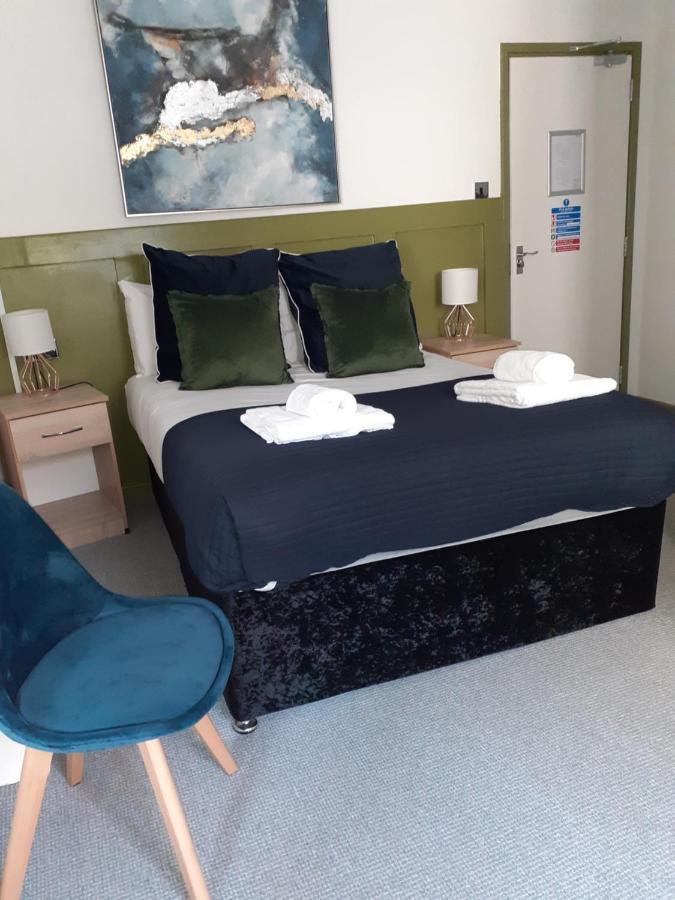Angharad Bed And Breakfast 래넬리 외부 사진